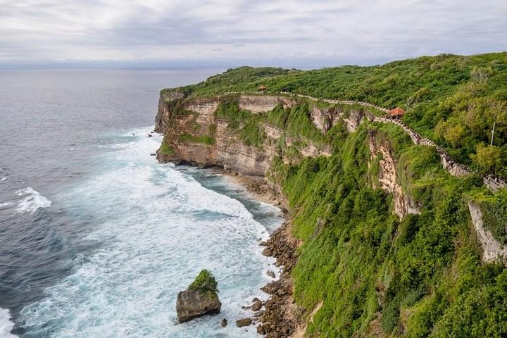Private Uluwatu Sunset Tour with Kecak Dance and Dinner