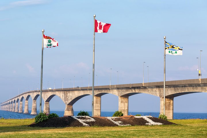 Prince Edward Island Small Group Tour With Anne of Green Gables