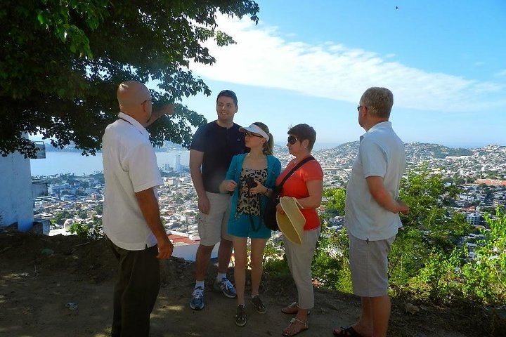 4hr Fun Guide Tour For Cruisers or Hotels Guests with Divers Show