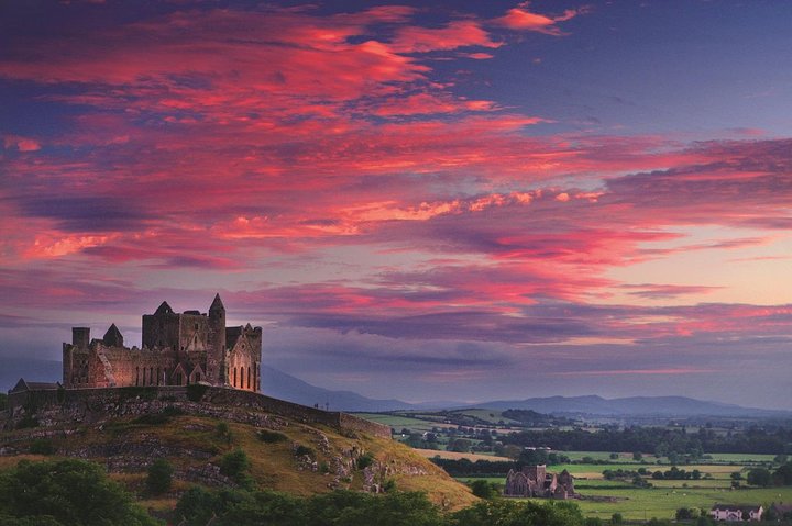 Dublin to Rock of Cashel Cork City and Blarney Castle Guided Tour