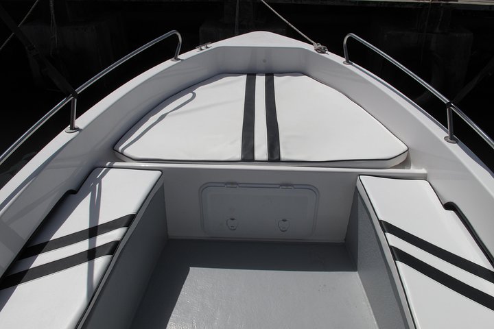 Self-drive Amathunta Private Speedboat to Blue Lagoon, Caves etc