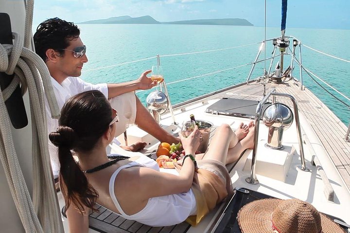 Private Yacht Charter in Koh Samui with Chef"