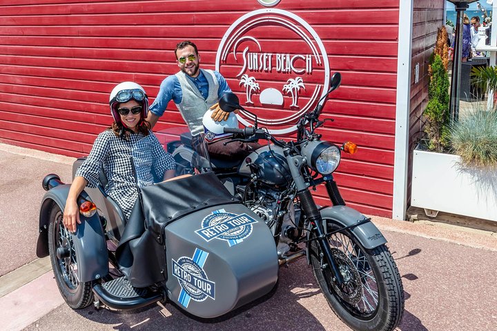 Private tour: visit Deauville in a sidecar