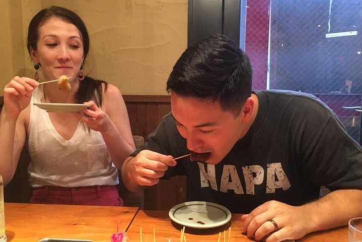 Osaka Bar Hopping Night Walking Tour in Namba (3 bars, 6 tastes)