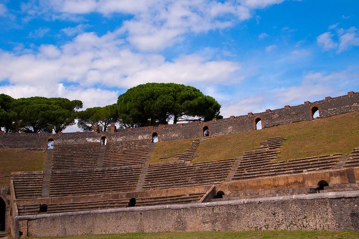 Day Trip to Pompeii Ruins from Rome