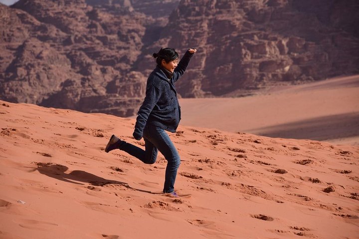 2-Day Tour: Petra, Wadi Rum, and Dead Sea from Amman