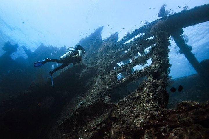 Tulamben Diving USS Liberty Shipwreck Scuba Dive