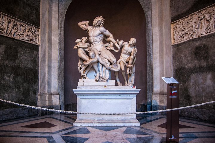 Vatican Museum Sistine Chapel & St Peter Early Entry Private Tour