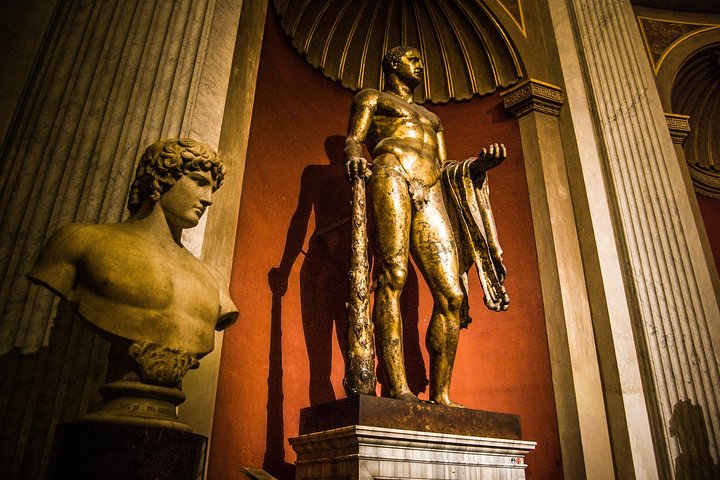 Vatican Museum Sistine Chapel & St Peter Early Entry Private Tour