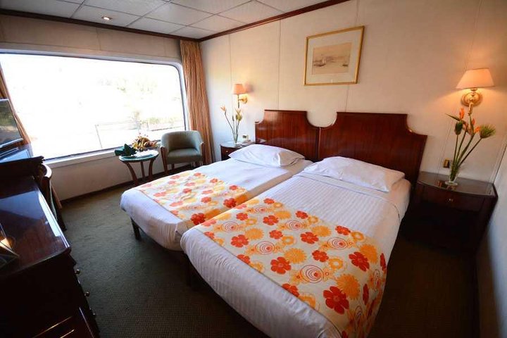 5 Days 4 Nights Luxor & Aswan Nile cruise