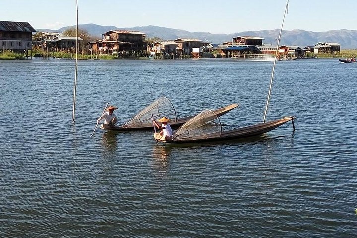 From Nyaung Shwe: Full Day Boat Trip on Inle Lake