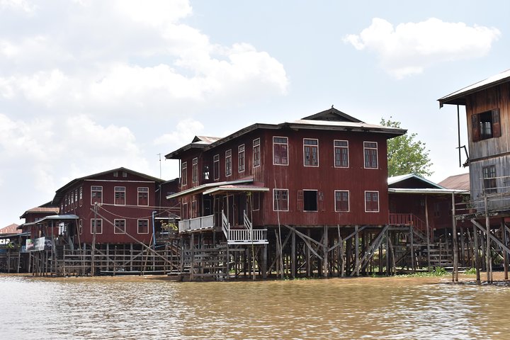 From Nyaung Shwe: Full Day Boat Trip on Inle Lake