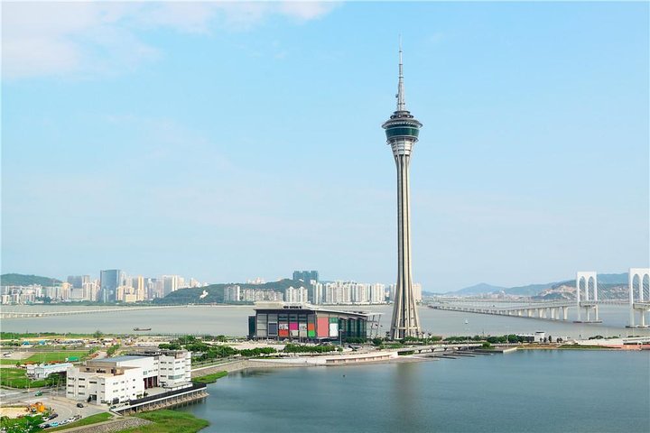 Classic Macau Day Tour: Ferry Pier Pickup & Lunch Included