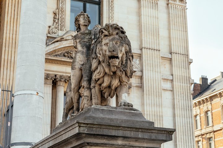 Brussels PRIVATE TOUR With Locals: Highlights & Hidden Gems