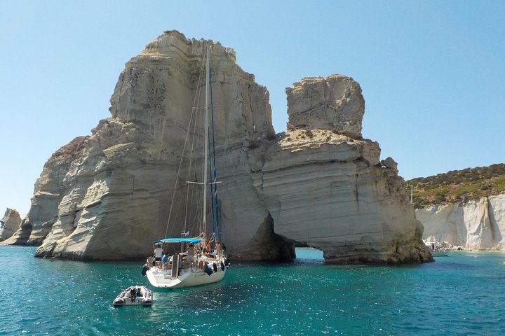 Milos Small-Group Full-Day Cruise with Snorkelling and Lunch