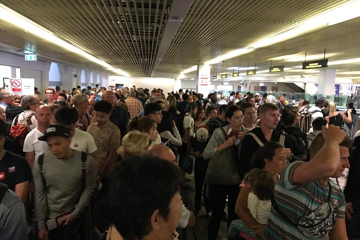 Phuket Airport VIP Fast-Track Priority Lane with Personal Guide