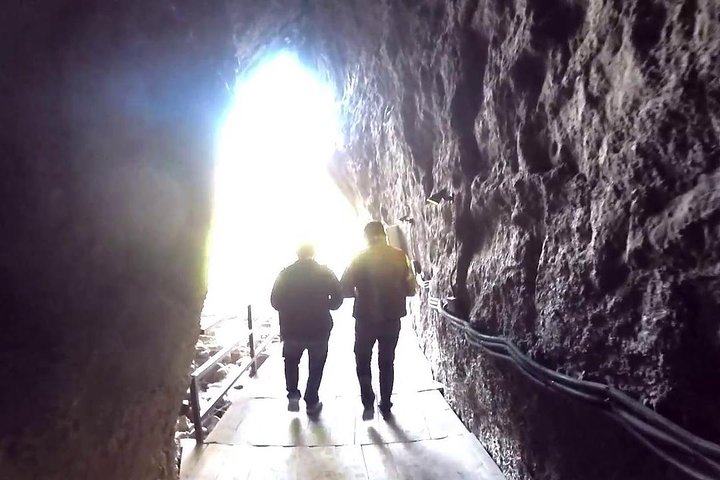 2 days - 1 night private tour to Khor Virap,Areni,Noravank,Tatev