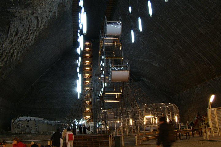1 Day auto tour to Turda Salt Mine from Oradea