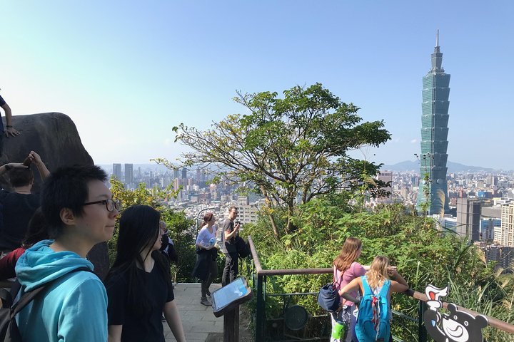 Full-Day Private Custom Keelung Shore Excursions