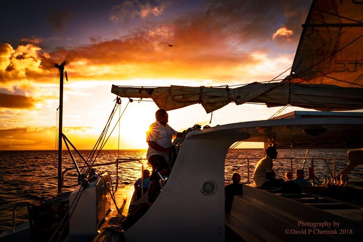 Aruba Sunset Catamaran Sail with Appetizers and Open Bar