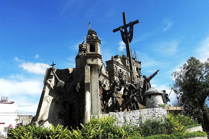Private Cebu & Lapu-Lapu City Tour with Uphill Spots & Lunch at House of Lechon