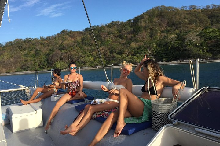 Timarouba Catamaran Sunset Cruise with Open Bar Lunch& Snorkeling