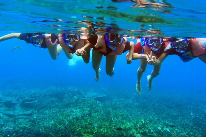 Perhentian Island Free & Easy with Snorkeling Trips 3D2N