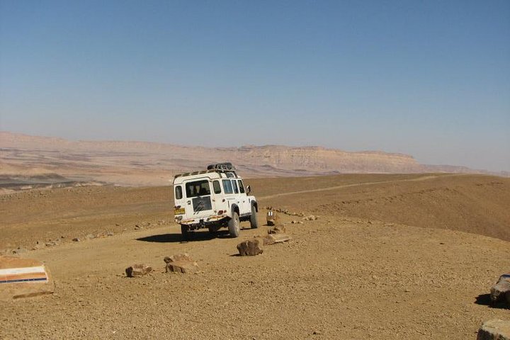 Ramon Crater Jeep & Rappelling Adventure – 3 Hours 4x4 with guide