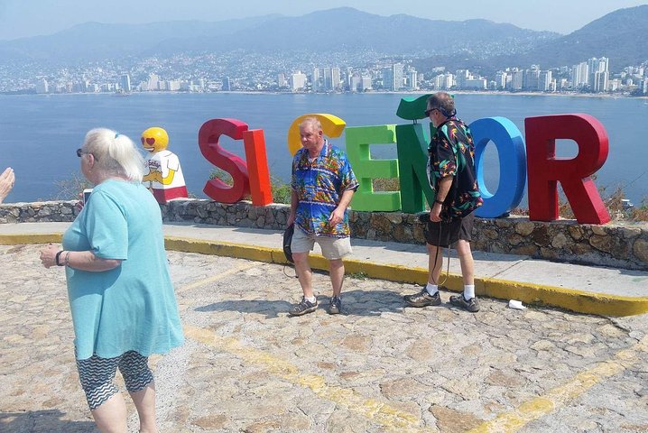 4 Hrs Exclusive to Cruise Ship Passengers Sightseeing Experience