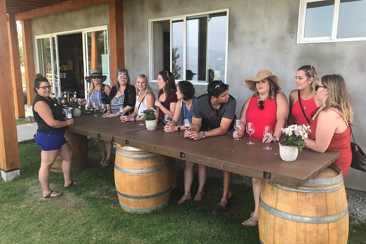 Full Day 4 Wineries Mission Hill & Quails Gate With Lunch Stop*