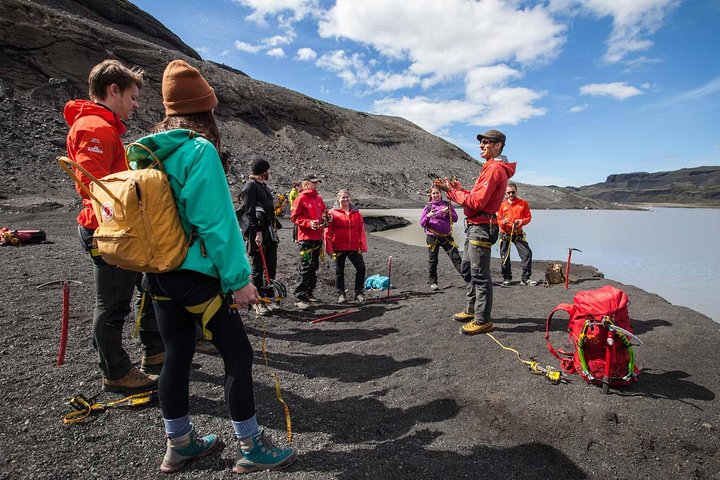 Sólheimajökull Glacier Hike – Adventure in a Small Group
