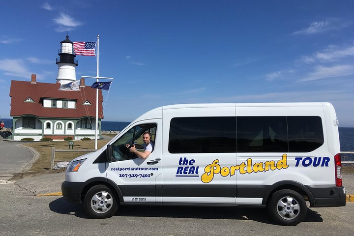 The Real Portland Tour: City and 3 Lighthouses Historical Tour with a Real Local