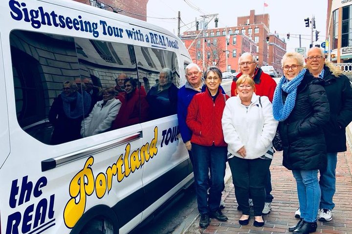 The Real Portland Tour: City and 3 Lighthouses Historical Tour with a Real Local