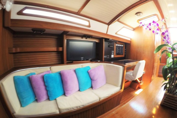 Private Yacht Charter in Koh Samui with Chef"