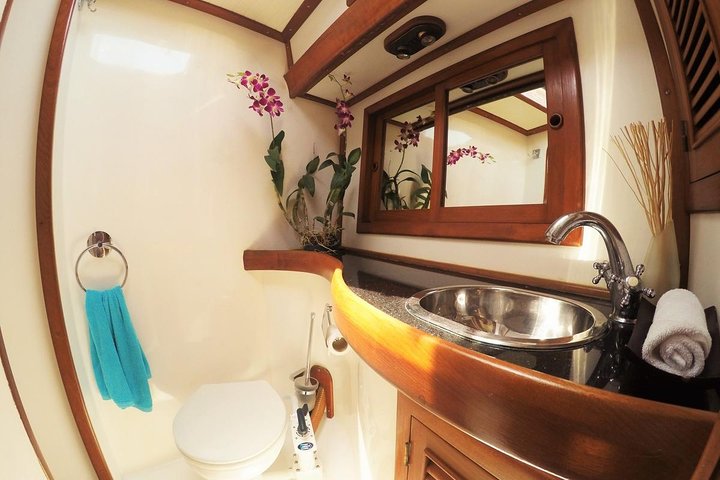 Private Yacht Charter in Koh Samui with Chef"