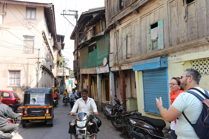 Discover the religious city: Nashik with wine tasting tour