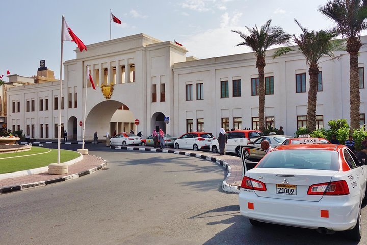Full-Day Bahrain Guided Tour