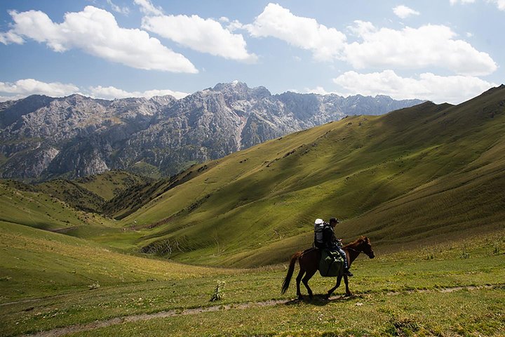 Horse riding in Kyrgyzstan, Truly Nomadic Land