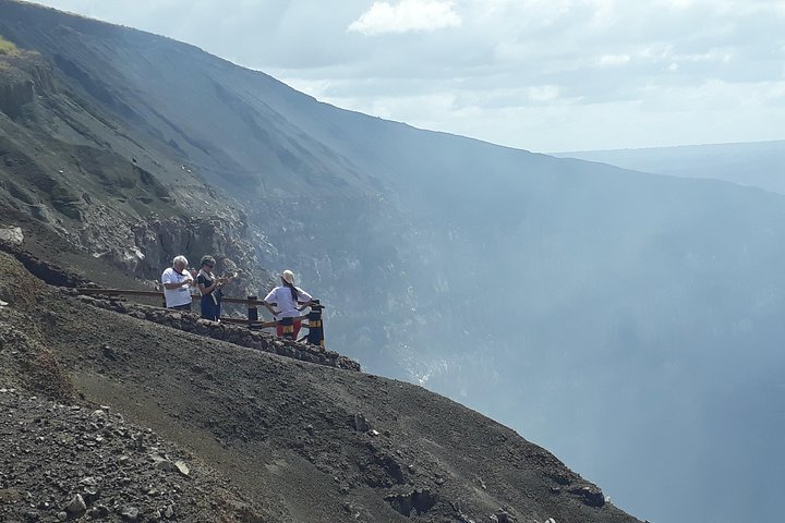 Laguna de Apoyo Day pass plus Masaya Volcano