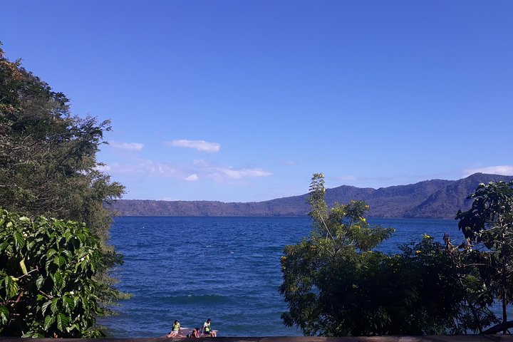 Laguna de Apoyo Day pass plus Masaya Volcano