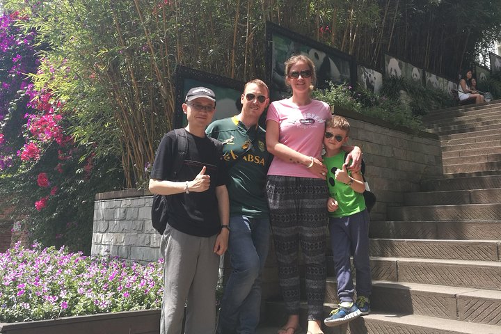 Chengdu Private Sightseeing Tour with Panda Breeding Center Visit