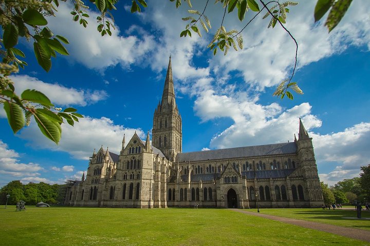 Southampton: Post-Cruise Tour to London via Salisbury, Stonehenge and Windsor