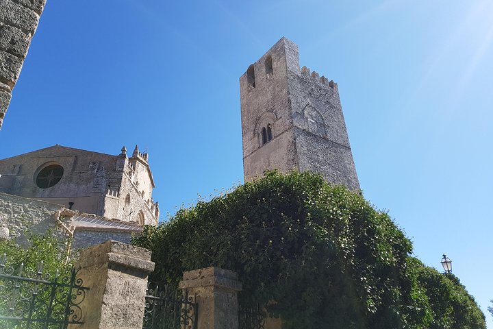 Private tour in Western Sicily. Segesta, Erice and Saline di Nubia