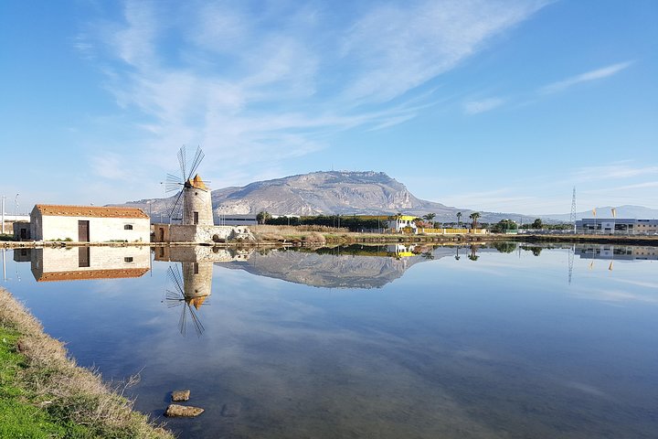 Private tour in Western Sicily. Segesta, Erice and Saline di Nubia