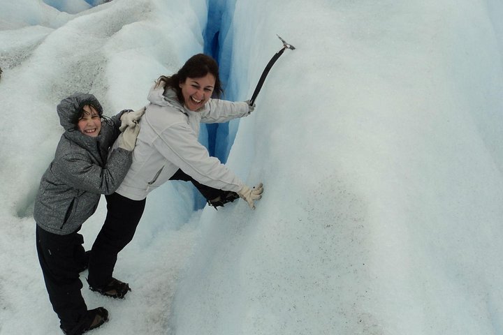 Perito Moreno Full Day Minitrekking with Transfer and Walkways