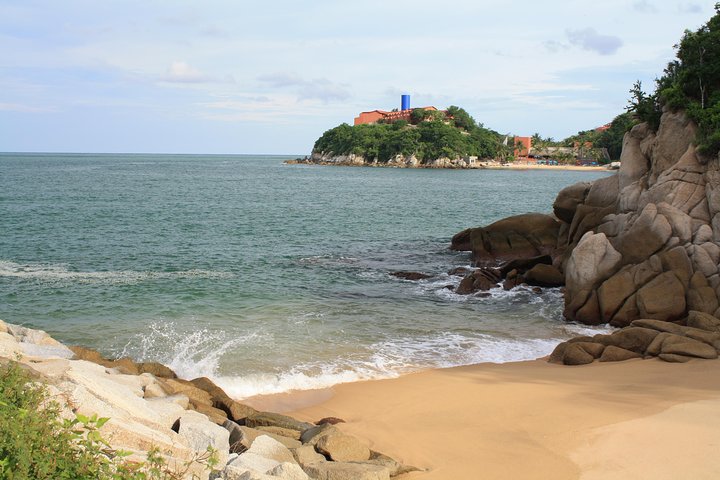 Private Tour Seven Bays, Huatulco HT