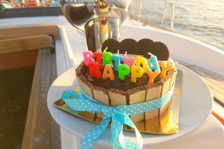 Private Yacht Charter in Koh Samui with Chef"