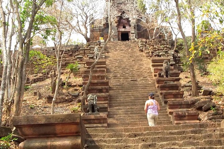 Private One Day Tour to Battambang plus lunch from Siem Reap