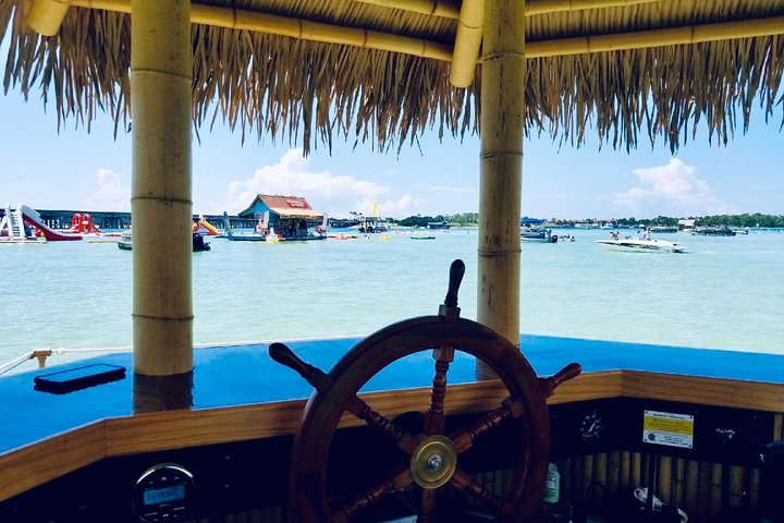 Original Cruisin' Tikis 3hr Crab Island Sandbar Adventure