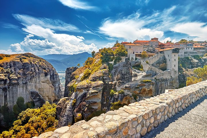Full-Day Trip to Meteora from Thessaloniki